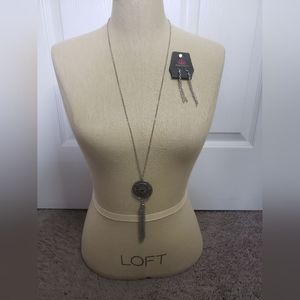 Paparazzi  Long Silver Necklace With Round Pendant  And Earrings